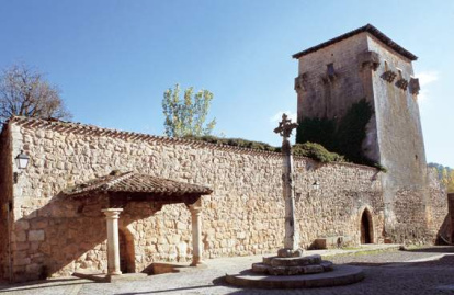 Torreón de Fernán González o Doña Urraca.