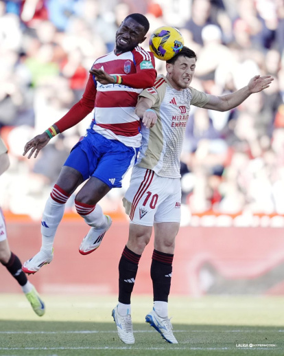 Imagen del partido entre el Granada y el Mirandés.