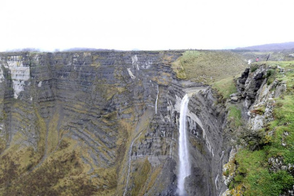 Imagen del Salto del Nervión.
