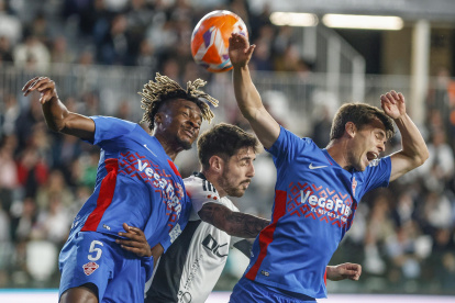 Imagen del partido entre el Burgos CF y el Elche.