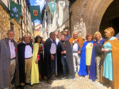 Covarrubias homenajea a Orestes Barbero con su galardón más simbólico.
