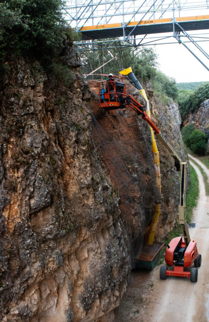 Este año se ha utilizado un brazo elevado por primera vez en Atapuerca para excavar en Penal.