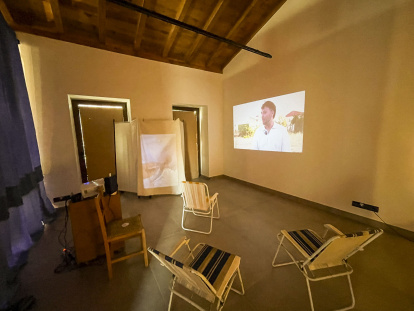 Imágenes de la exposición 'Altares' de Jorge García Varona y Álex Heras que puede verse hasta este domingo en el Centro de Arte de Tardajos.