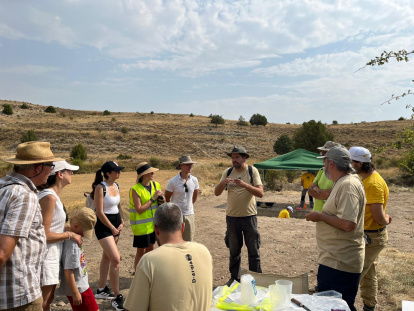 Instante de la visita a los yacimientos.