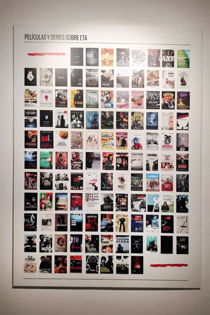 Carteles de las más de cien películas y series que han versado sobre ETA y sus víctimas.