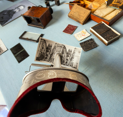 Elementos del Laboratorio de Fotografía de Juan Antonio Cortés a principios del siglo XX.