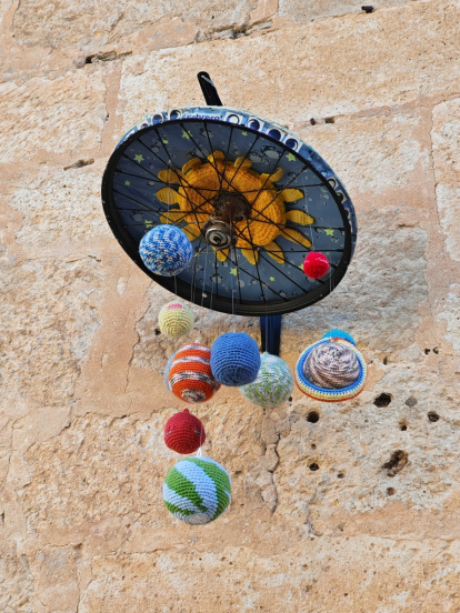 Olmillos de Sasamón vuelve a decorar su pueblo con OlmillArte.