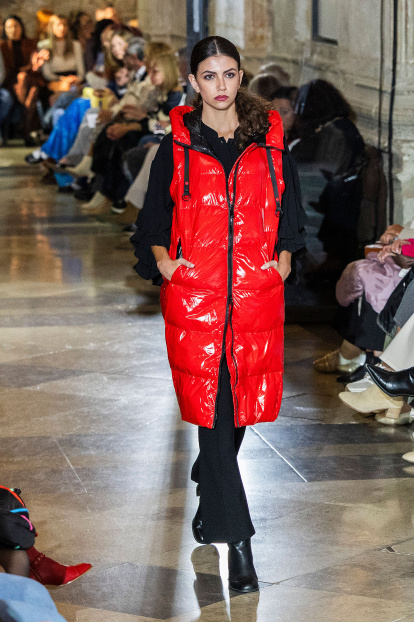 Desfile de moda MOBU 2026.