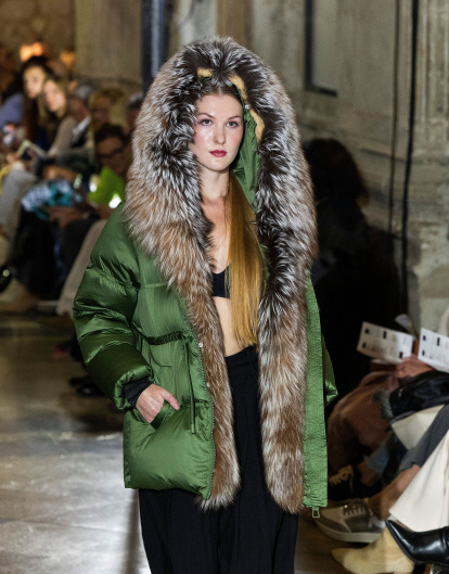 Desfile de moda MOBU 2026.