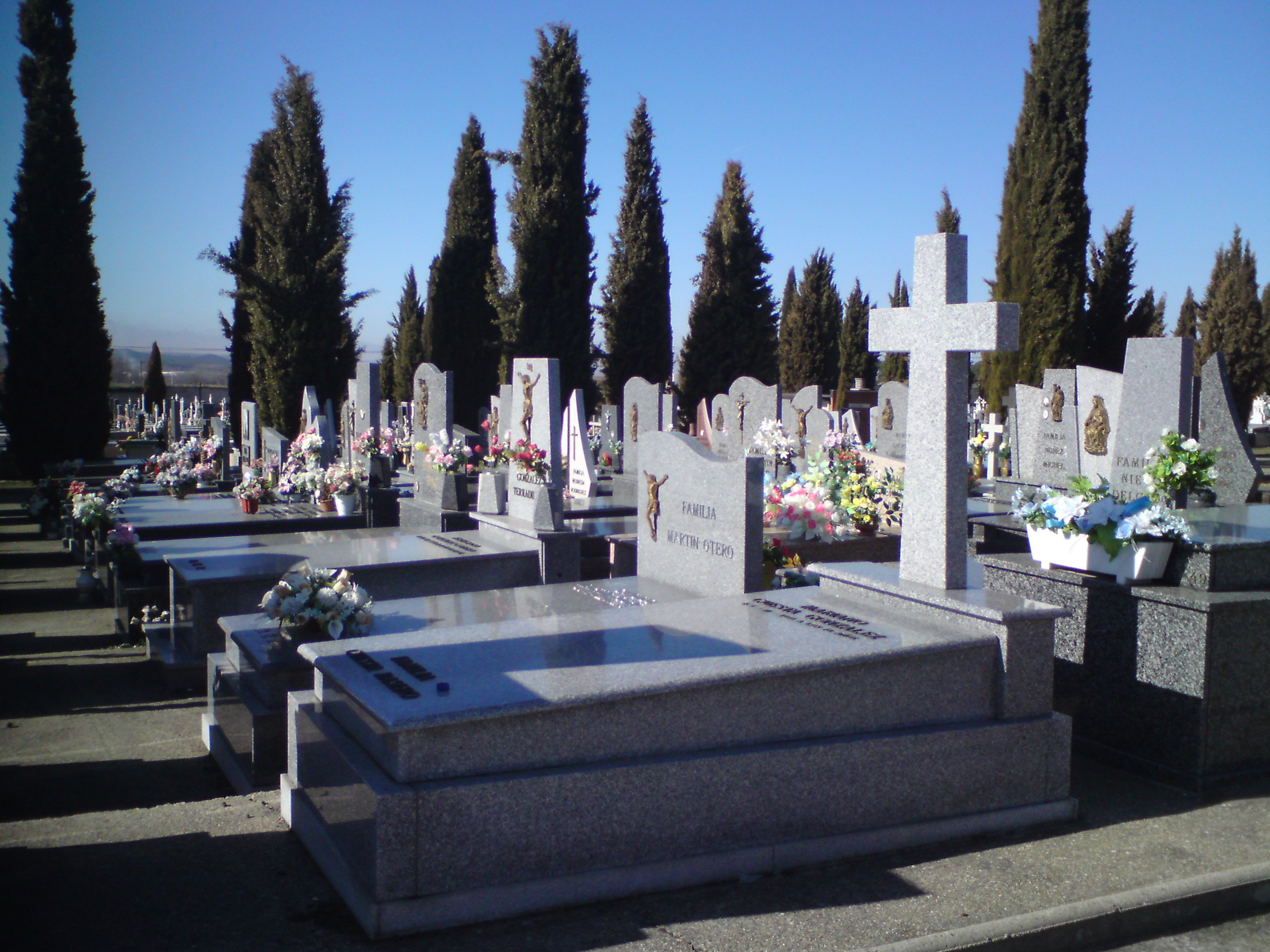 El cementerio de Aranda lleva muchos años con problemas de personal
