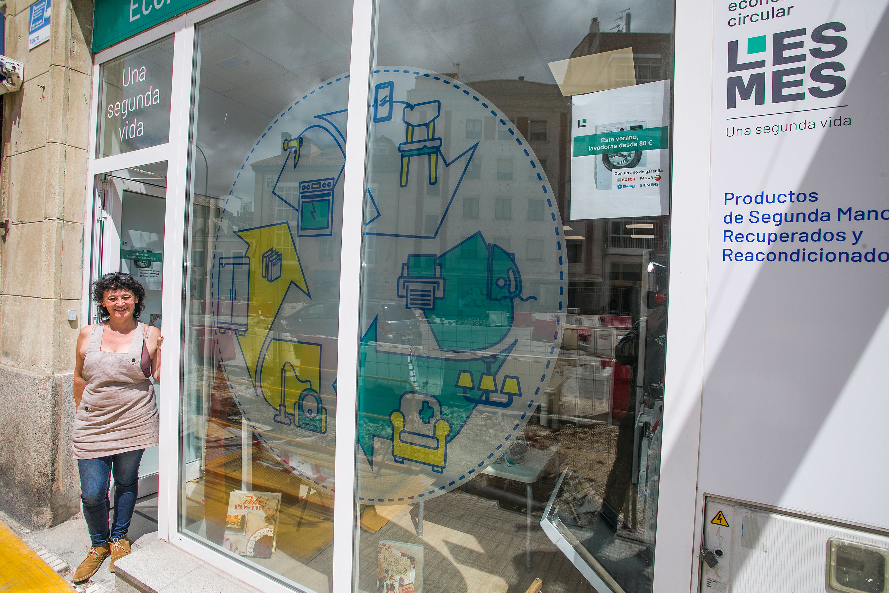 Fotos Esta es la tienda de segunda mano de la Fundación Lesmes que