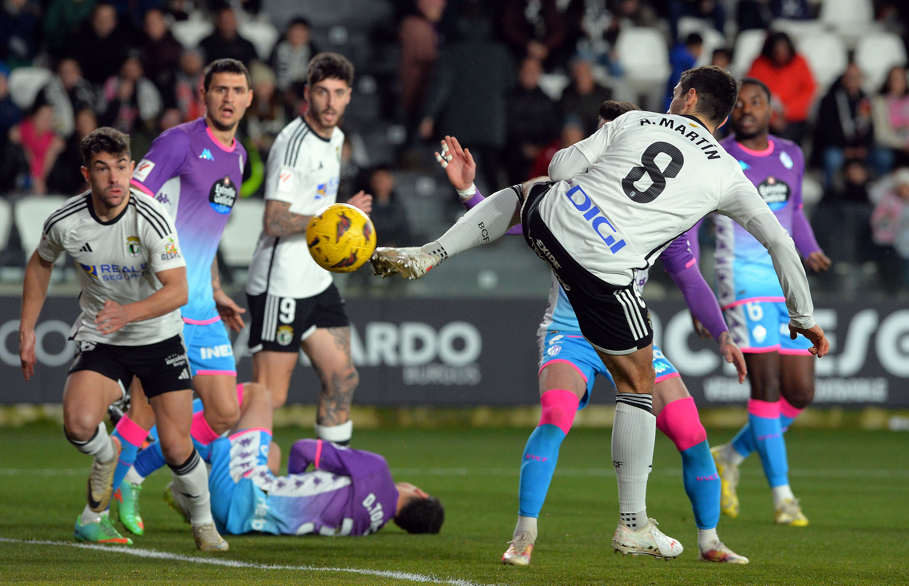 El Burgos CF Se Enfrenta Al Líder De Segunda En Su Mejor Momento De La ...